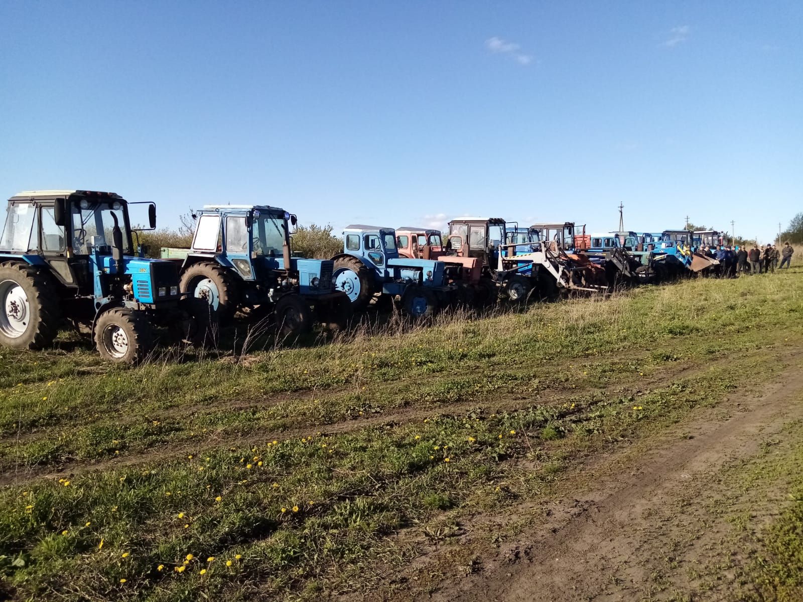 В сельских поселениях Дрожжановского района РТ трактора индивидуальных владельцев проходят техосмотры