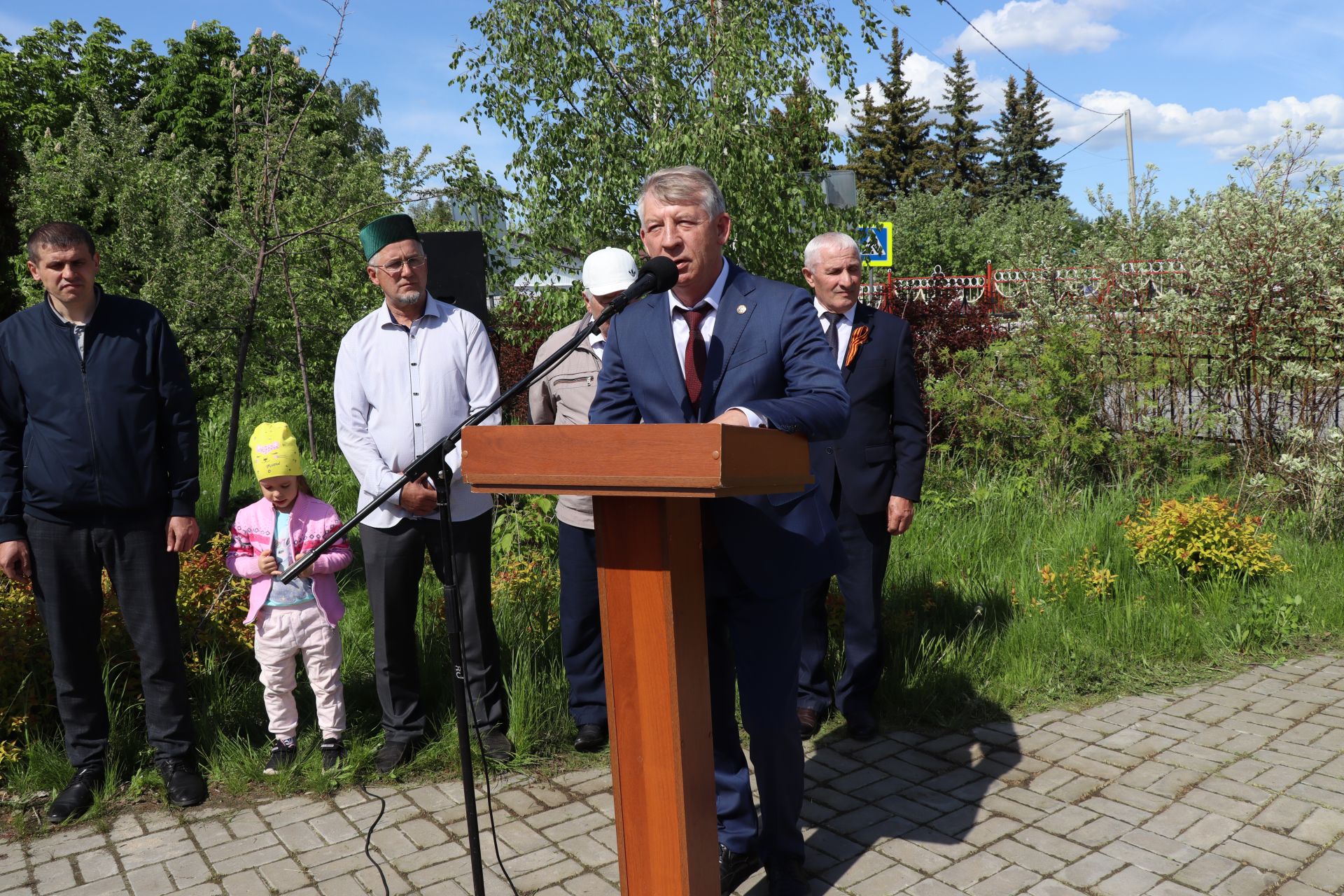Торжества в честь Героя Советского Союза Зарифа Алимова прошли в Дрожжановском районе