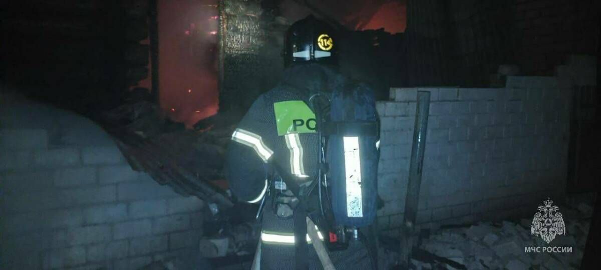 Пьяный хозяин уснул с сигаретой: в Дрожжановском районе мужчина погиб при пожаре в собственном доме
