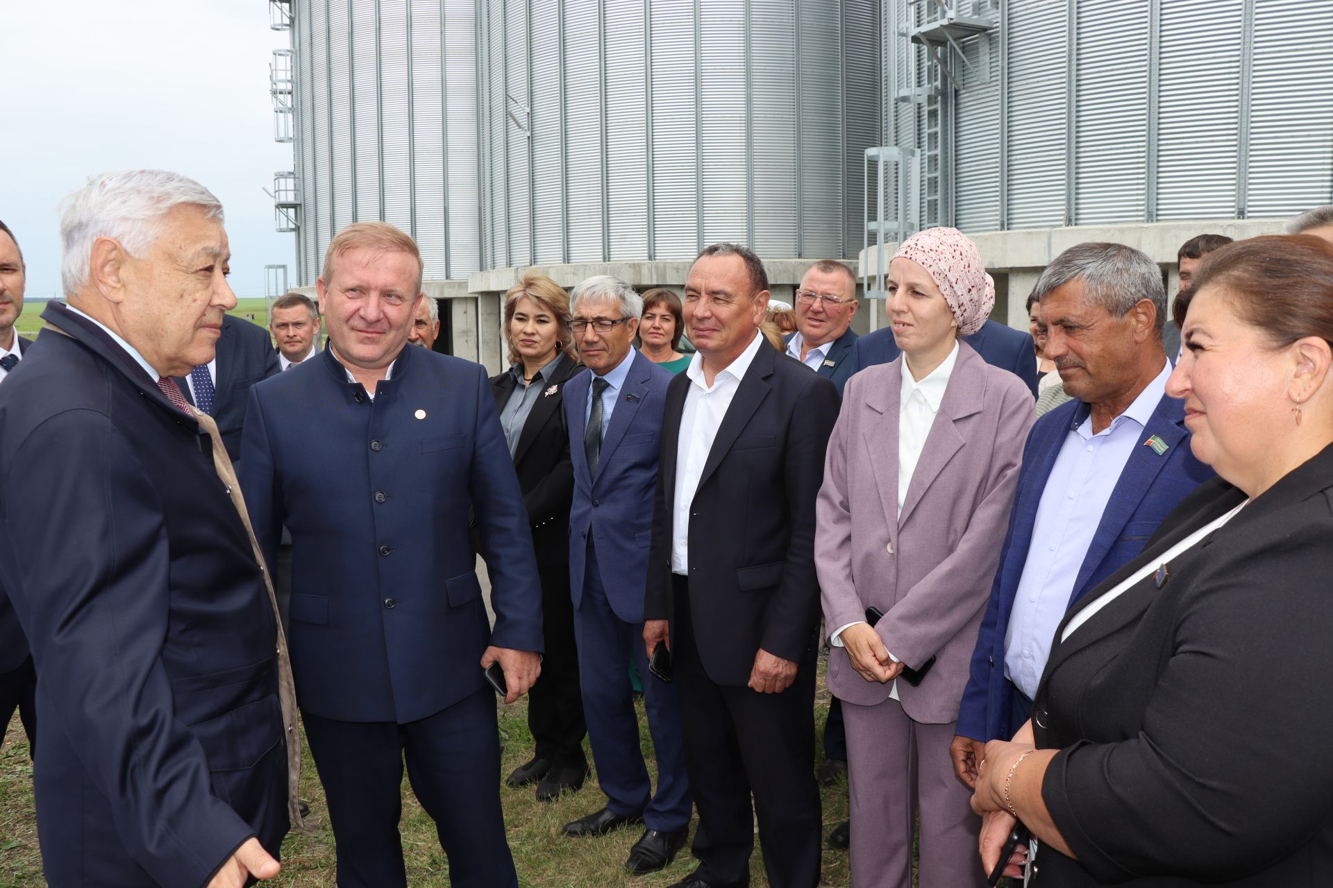 Ял пурăнсан — хула та пурăнӗ