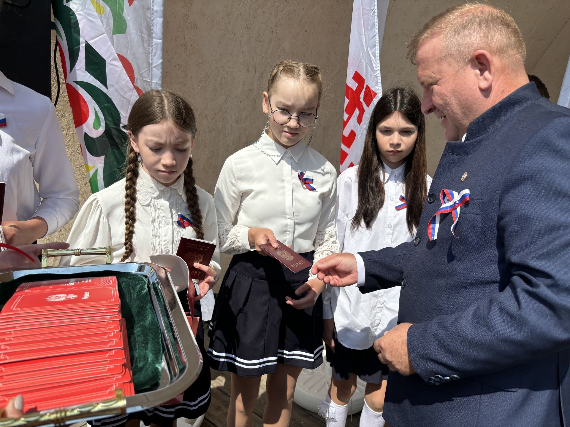 Парад дружбы народов в Дрожжановском районе: праздник единства и культуры ко Дню России