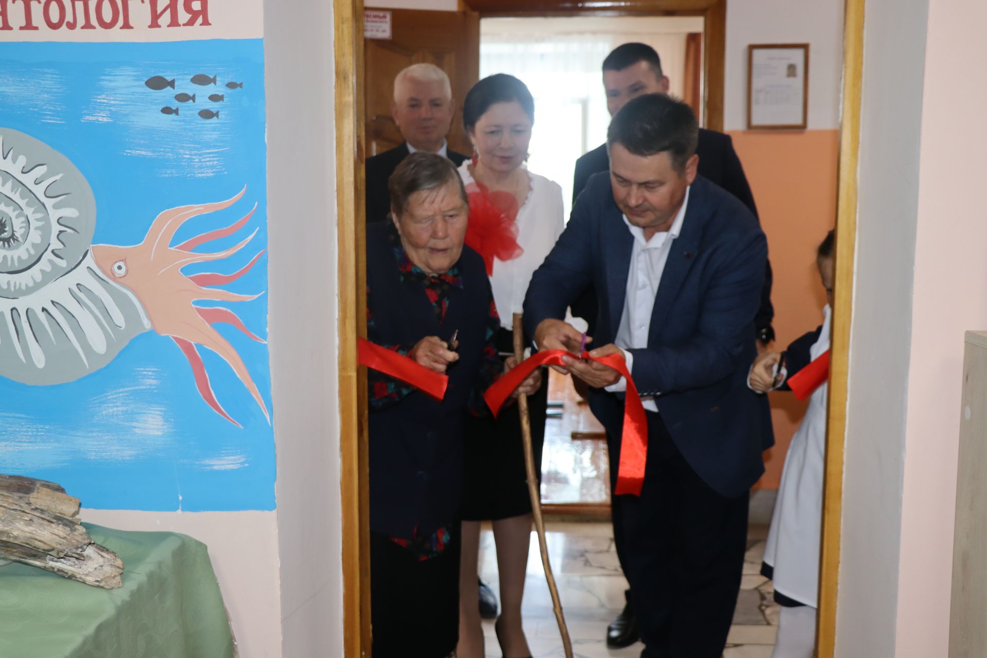 Упи шкулӗ 186 ҫул тултарнине палӑртрӗ