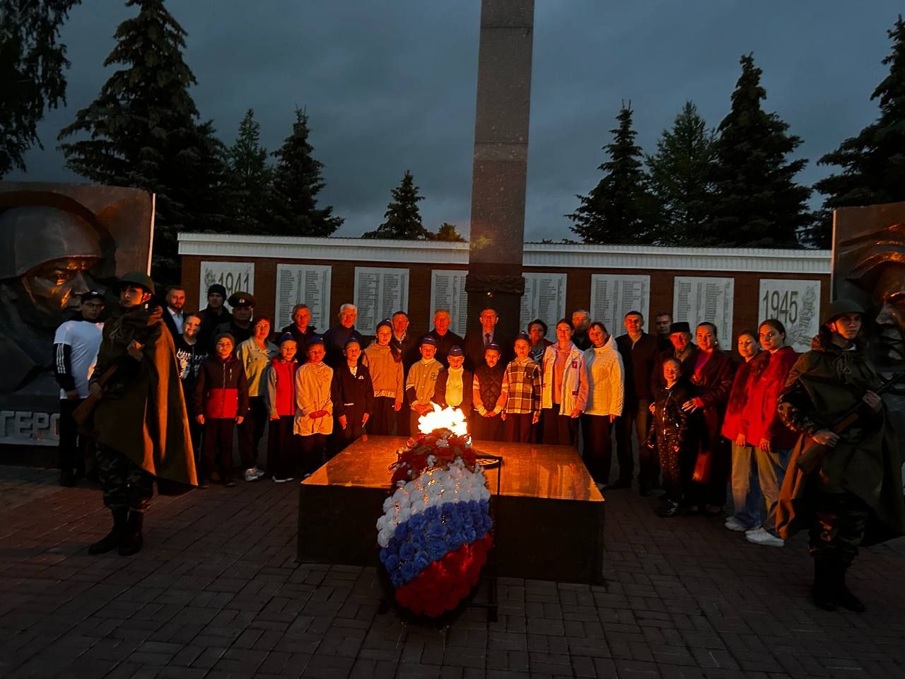 Свеча памяти: в Дрожжановском районе РТ вспомнили погибших в Великой Отечественной войне