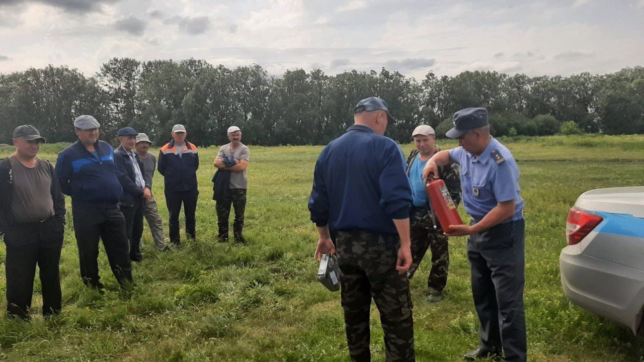 В сельских поселениях Дрожжановского района РТ трактора индивидуальных владельцев прошли техосмотры