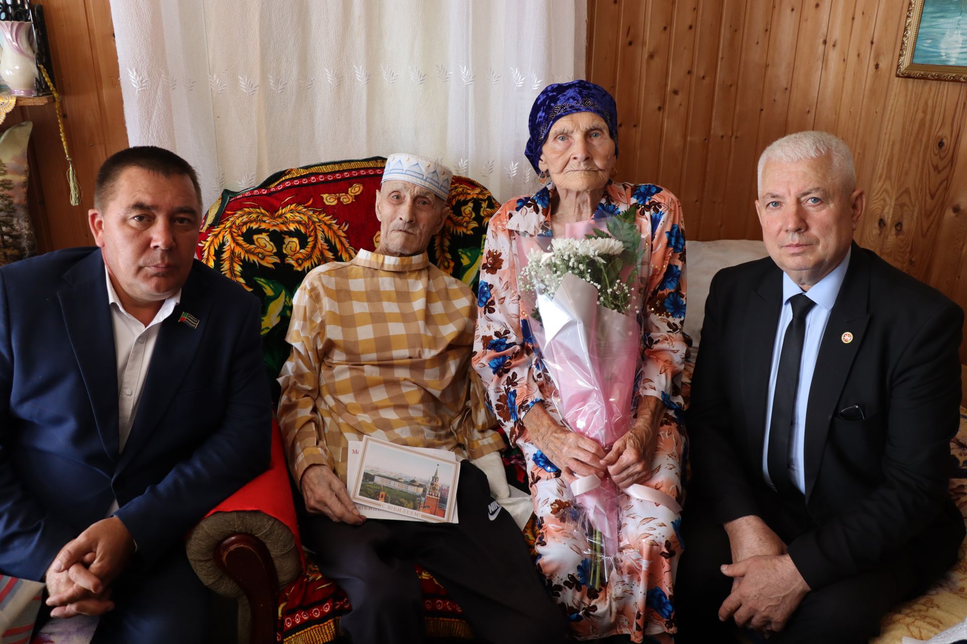 Сегодня житель села Мочалей Файзерахман Сафинович Махмутов отмечает 95-летний юбилей