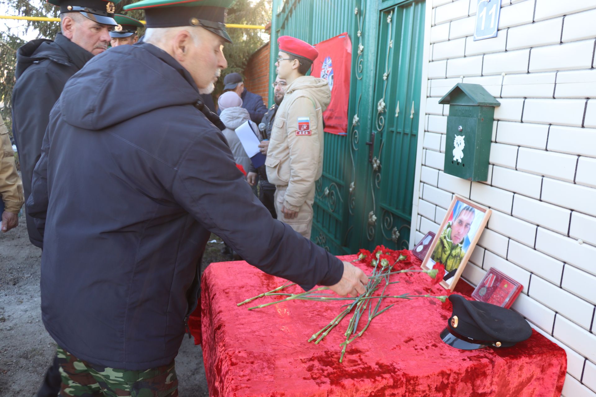 В Дрожжановском районе увековечили память участника СВО Ильнура Яфизова