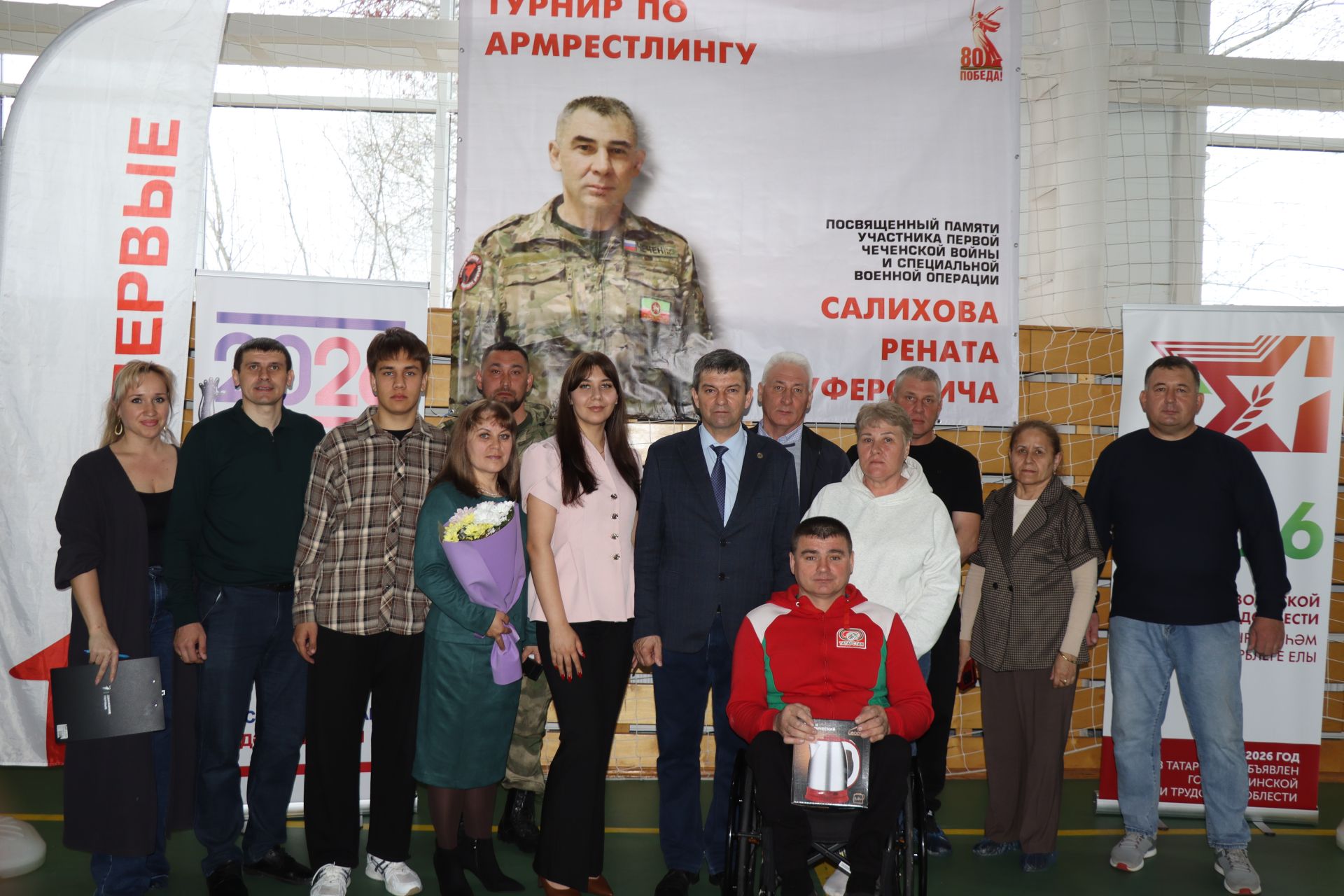 В Дрожжановском районе прошёл турнир по армрестлингу памяти Рената Салихова
