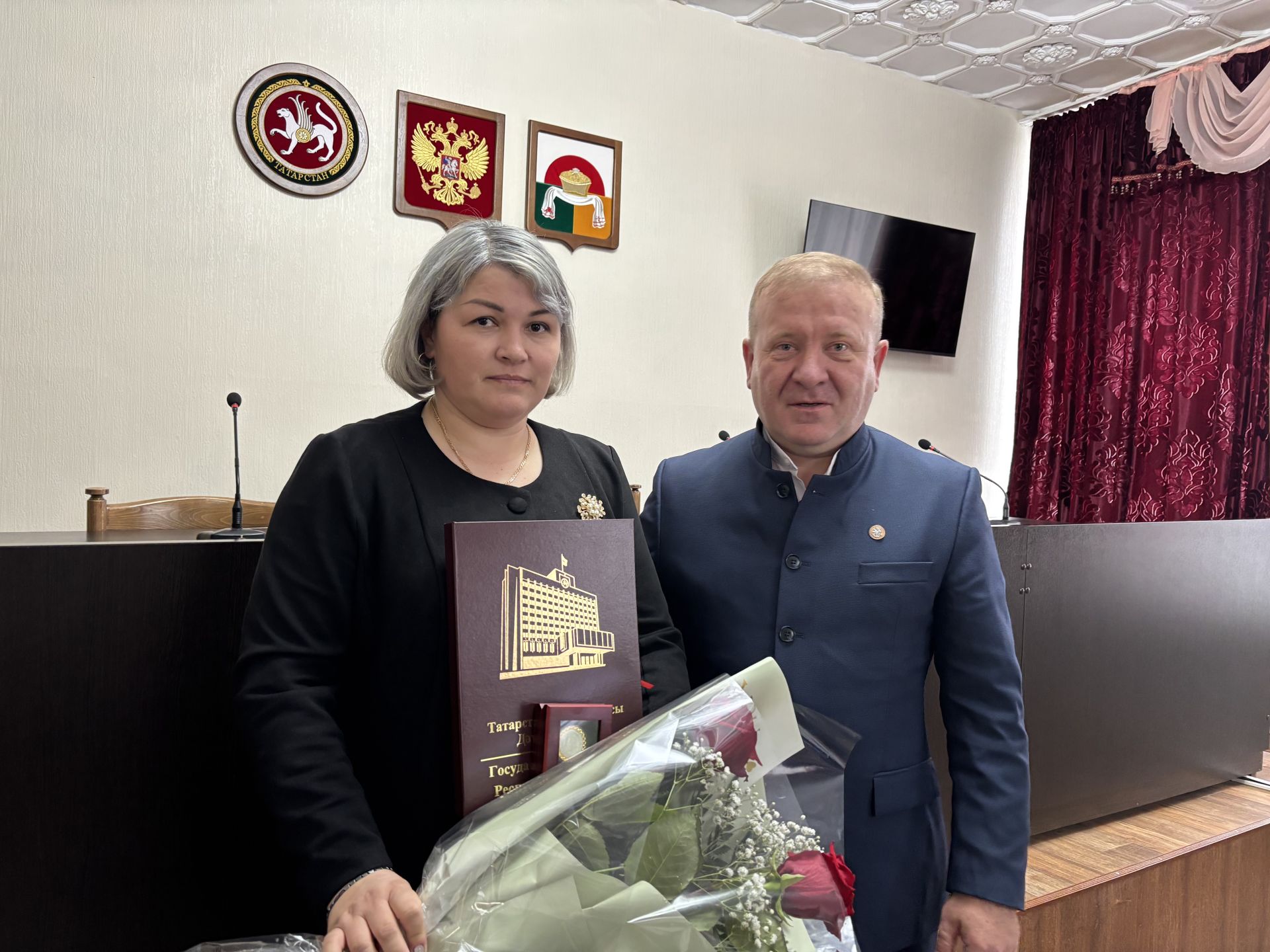 В Дрожжановском районе наградили сотрудников местного самоуправления