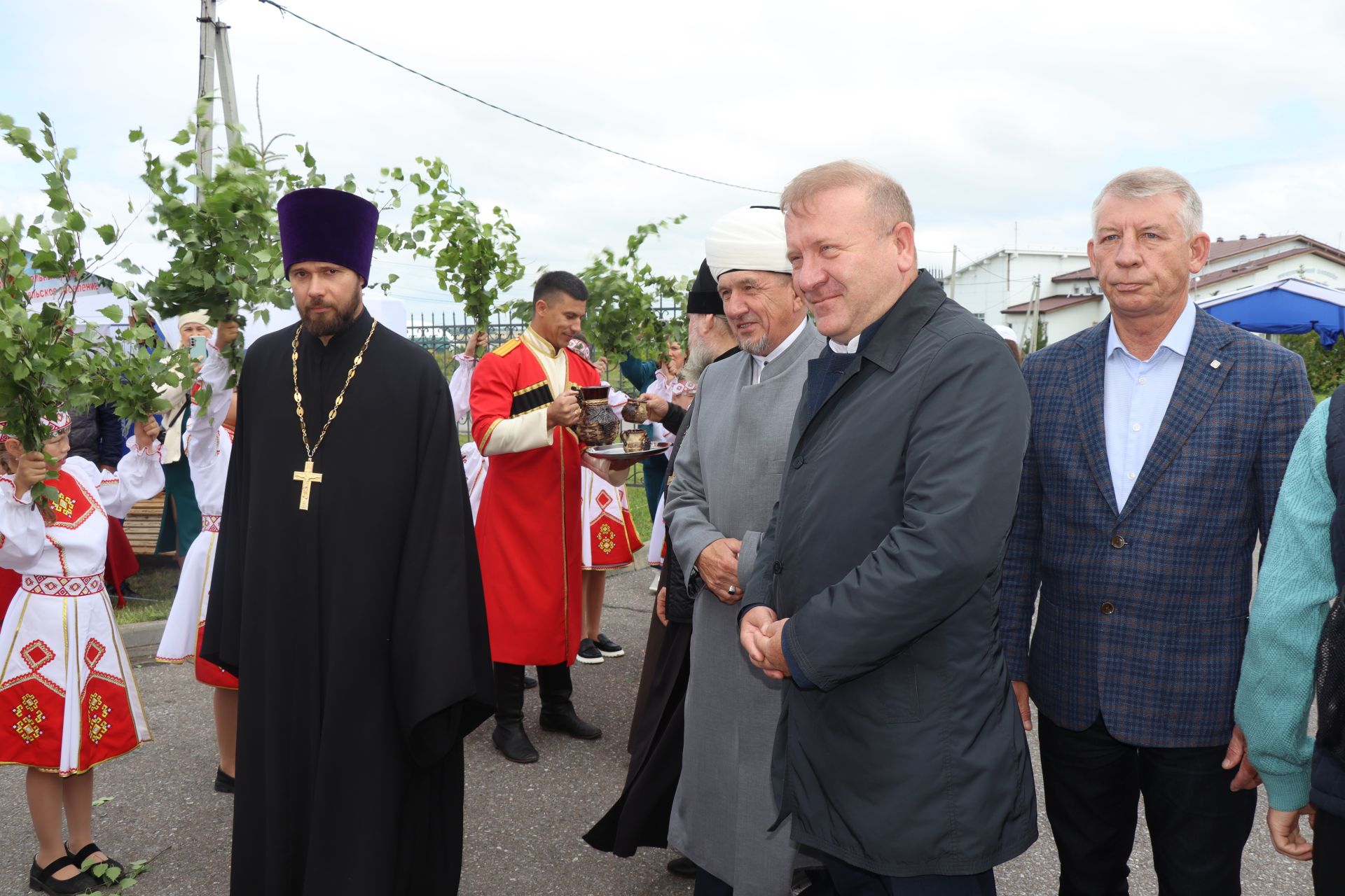«Троица кӗввисенче»  халӑхăн йӑли-йӗрки палăрать