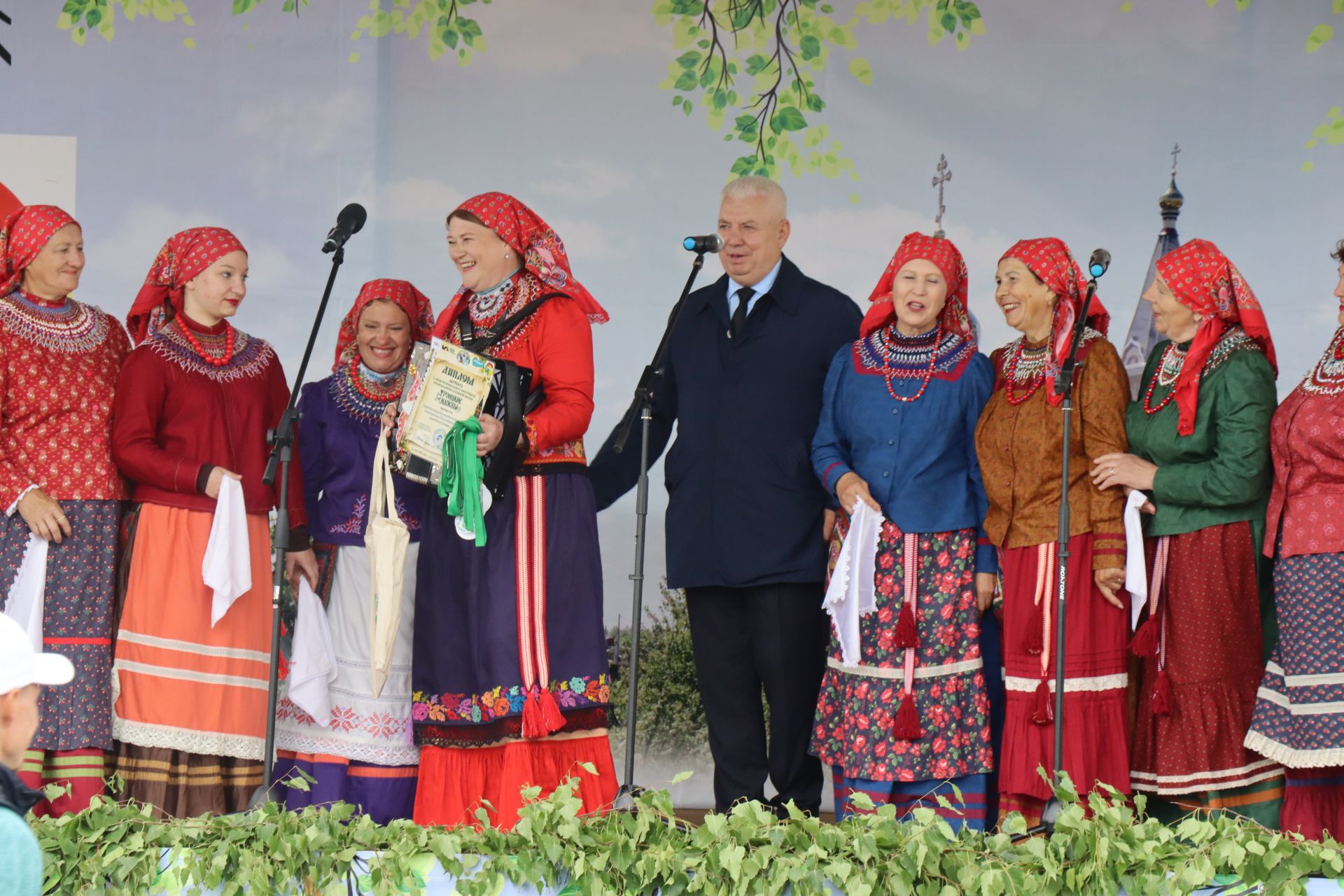 «Троица кӗввисенче»  халӑхăн йӑли-йӗрки палăрать