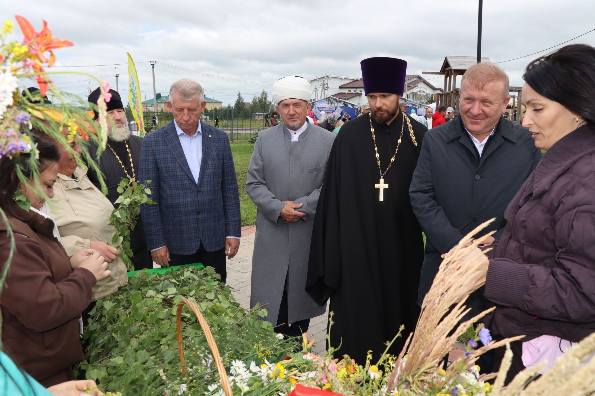 «Троица кӗввисенче»  халӑхăн йӑли-йӗрки палăрать