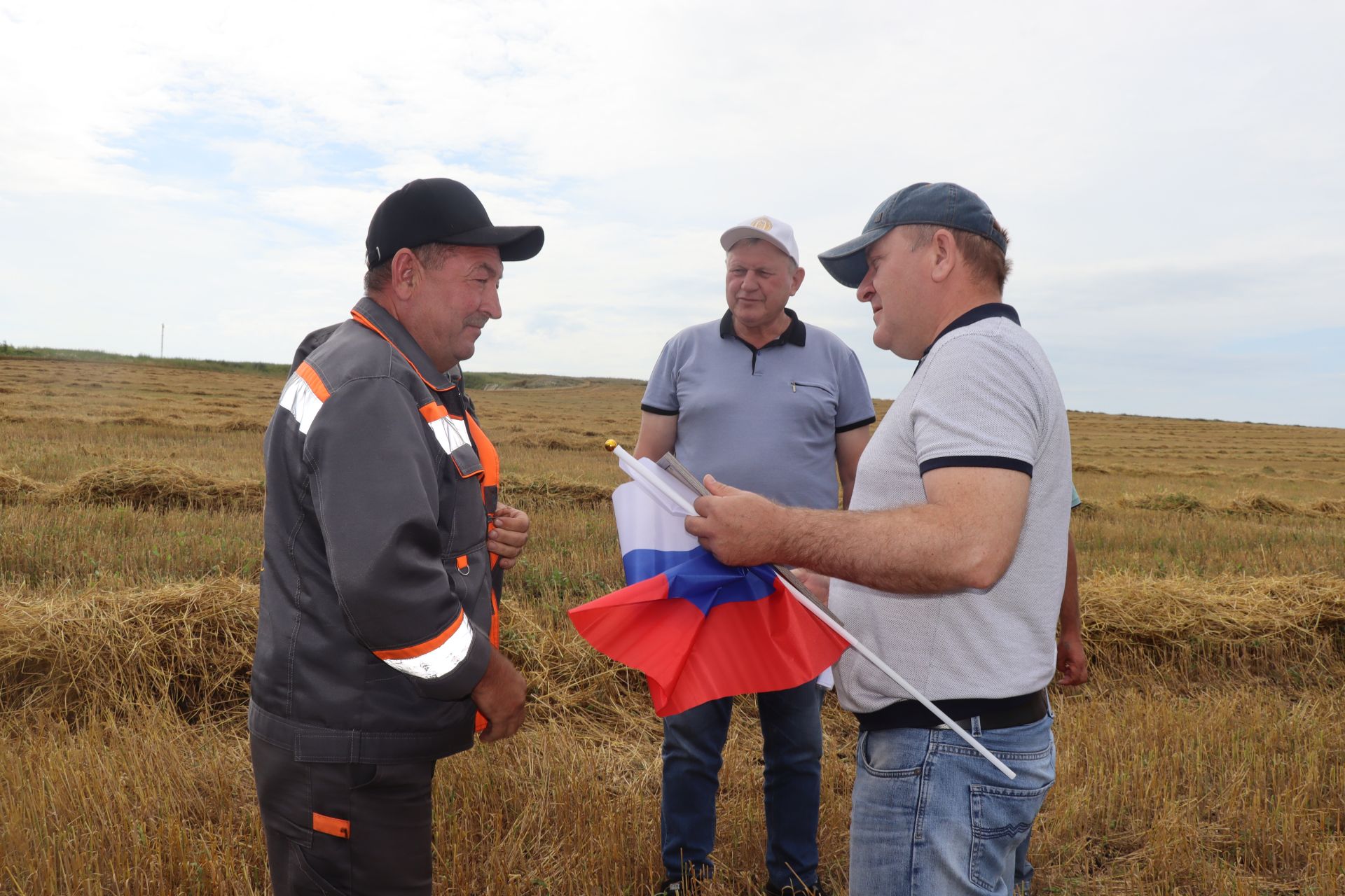 В Дрожжановском районе чествовали передовых комбайнеров