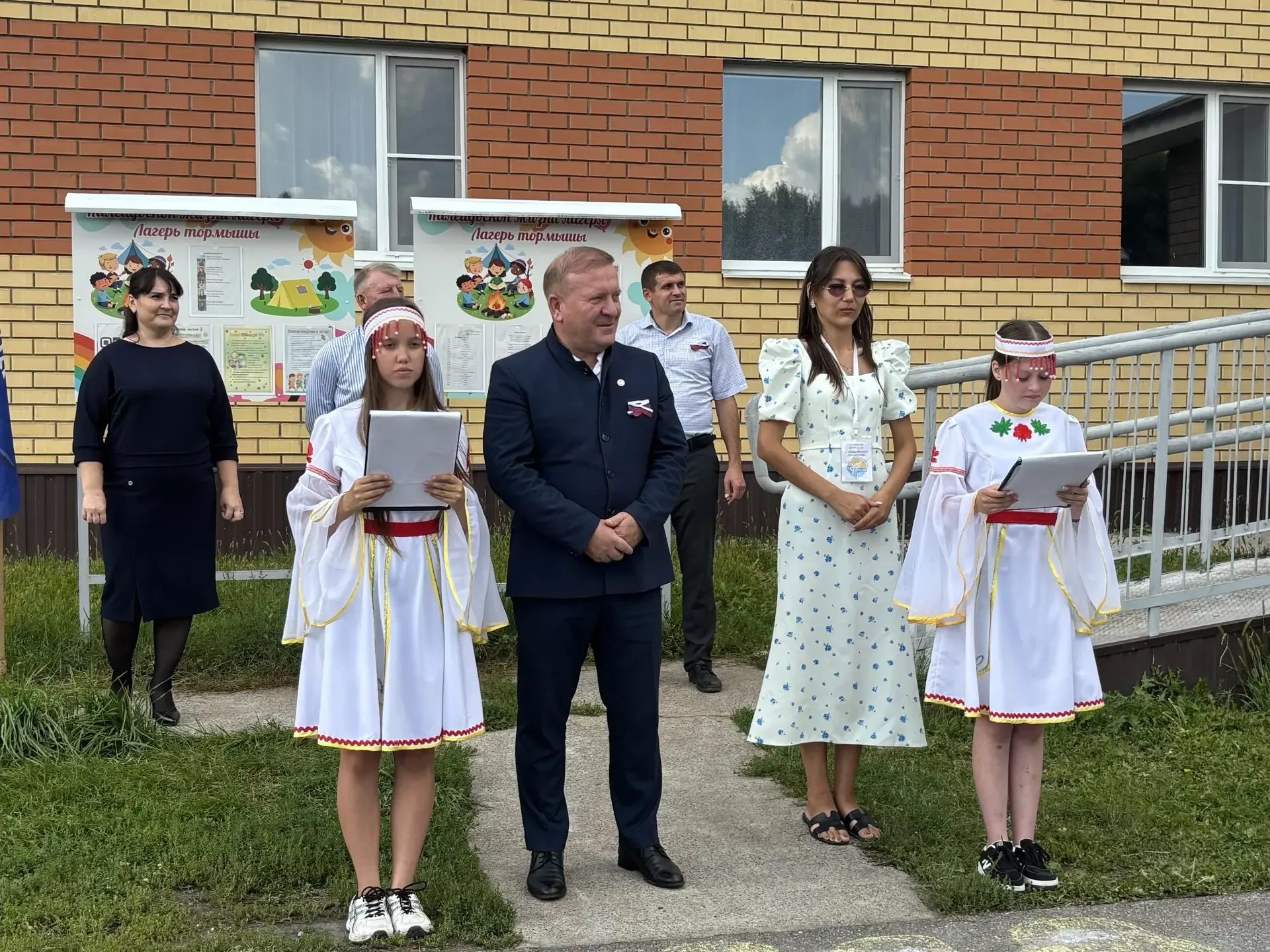 В лагере «Чайке» Дрожжановского района спустили флаги и попрощались с летом