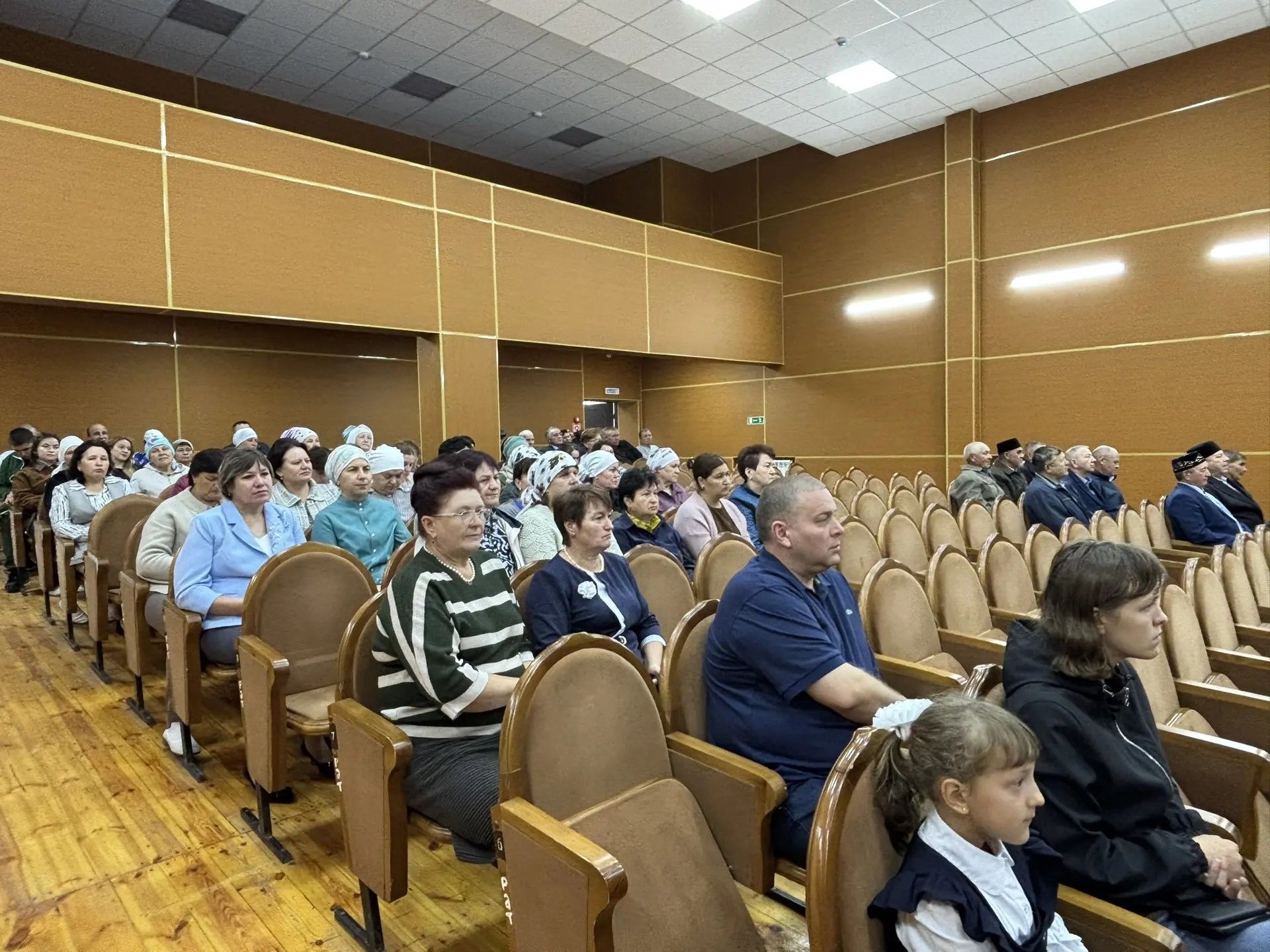 В селе Малая Цильна вручили свидетельства Электронной доски почёта Татарстана