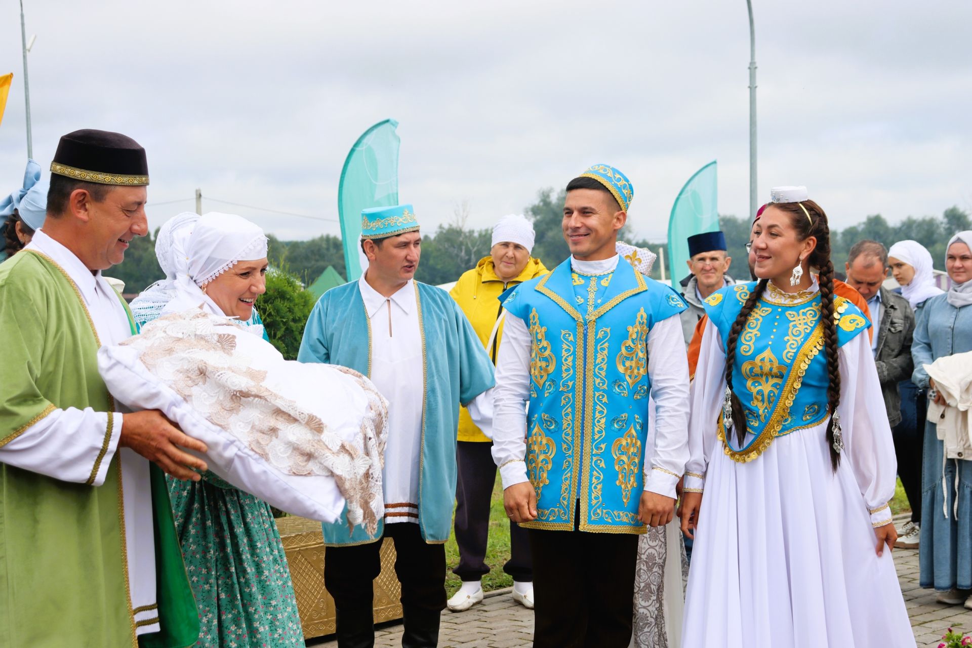 Ăрусен çыхăнăвне çирӗплетсе