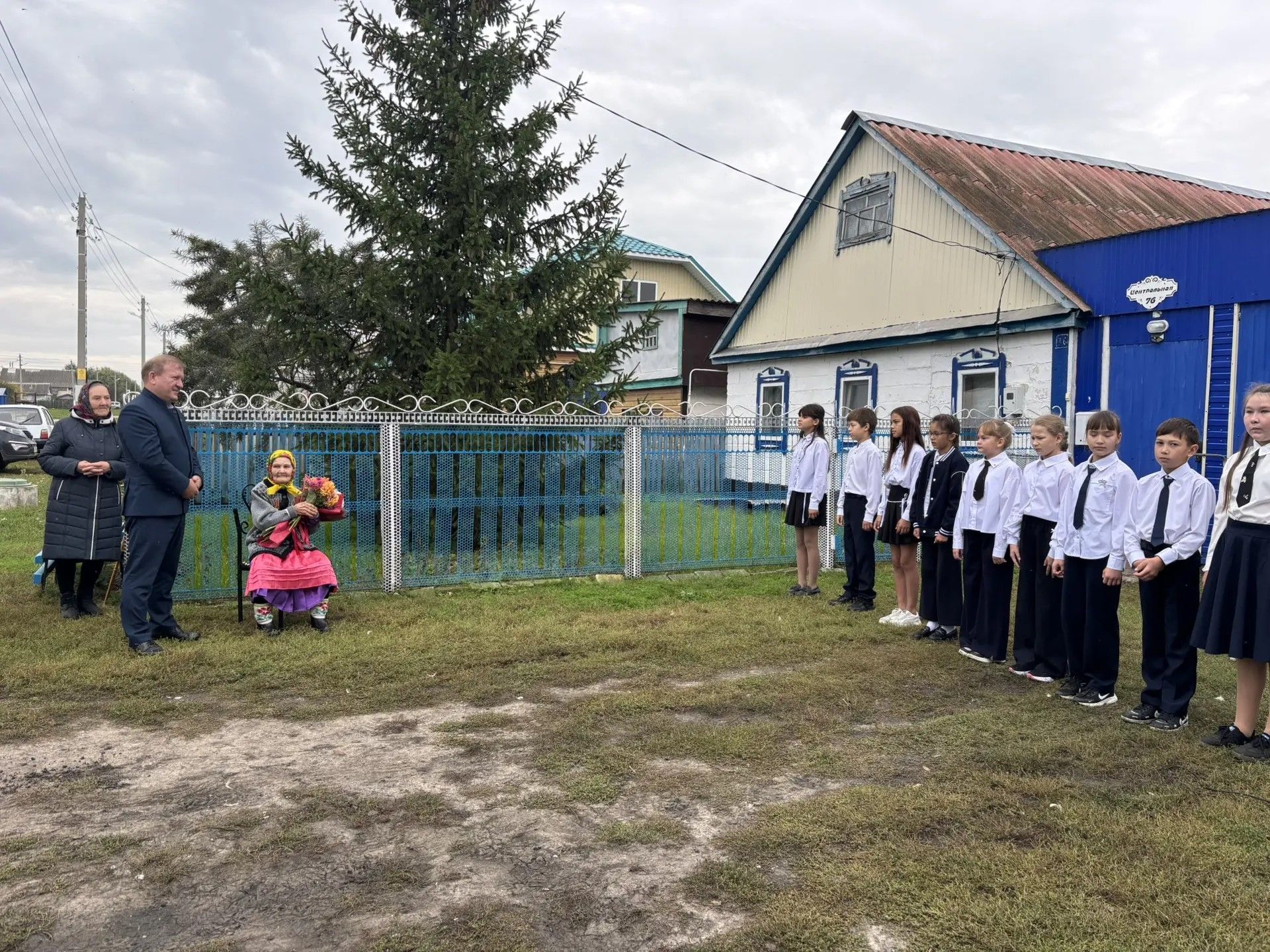 В свой 100-летний юбилей труженица тыла Дрожжановского района проголосовала на выборах