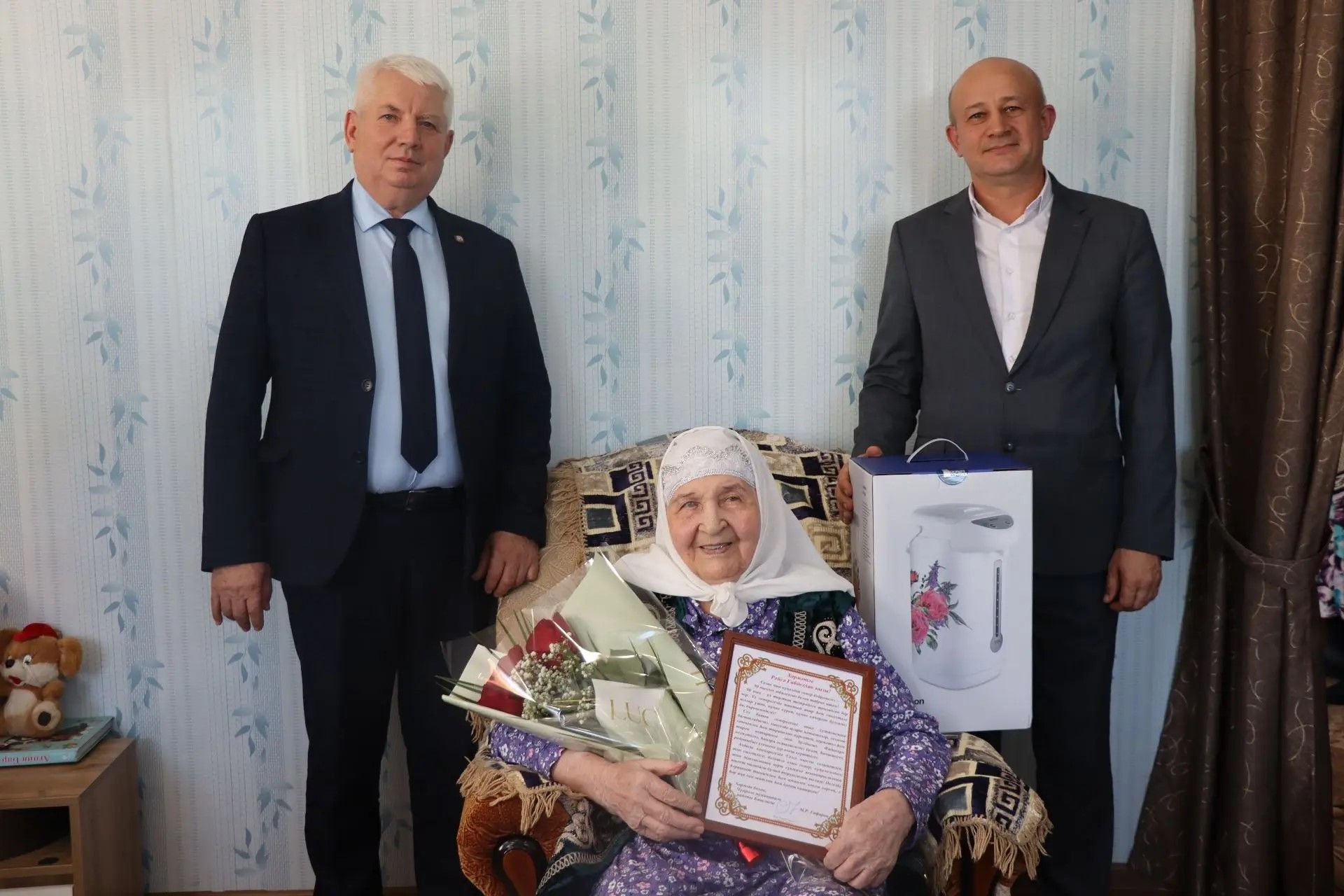 Жительница села Большая Цильна Дрожжановского района отметила 90-летний юбилей
