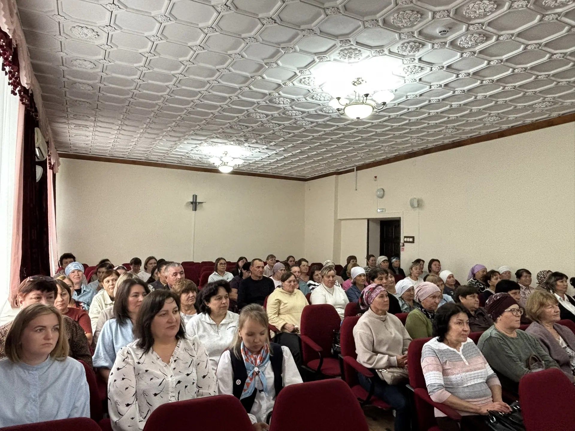 Заместитель министра труда и соцзащиты Татарстана посетила Дрожжановский район
