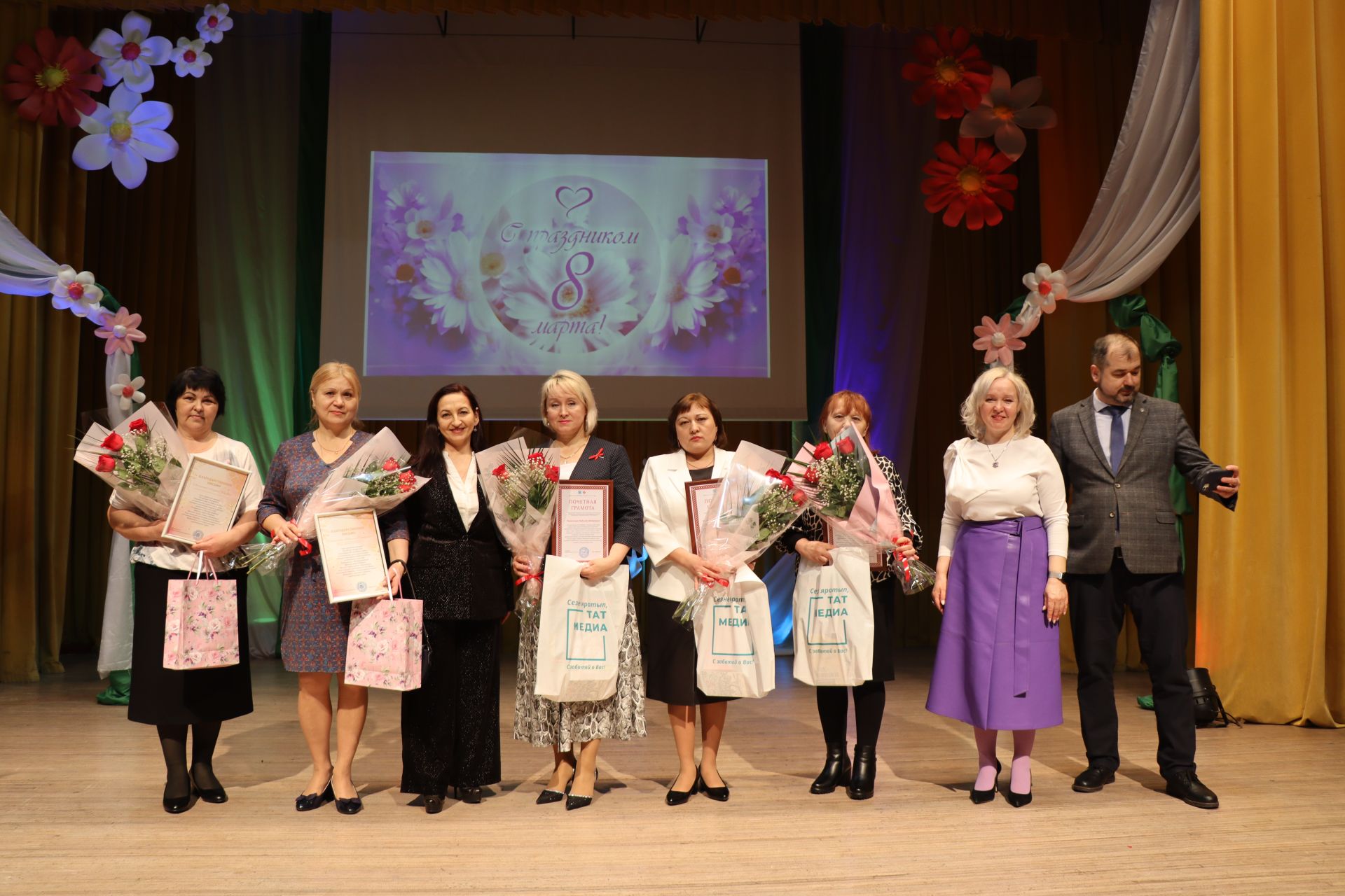 Концерт посвященный Международному женскому дню 8 марта в Дрожжановском районе РТ -2024