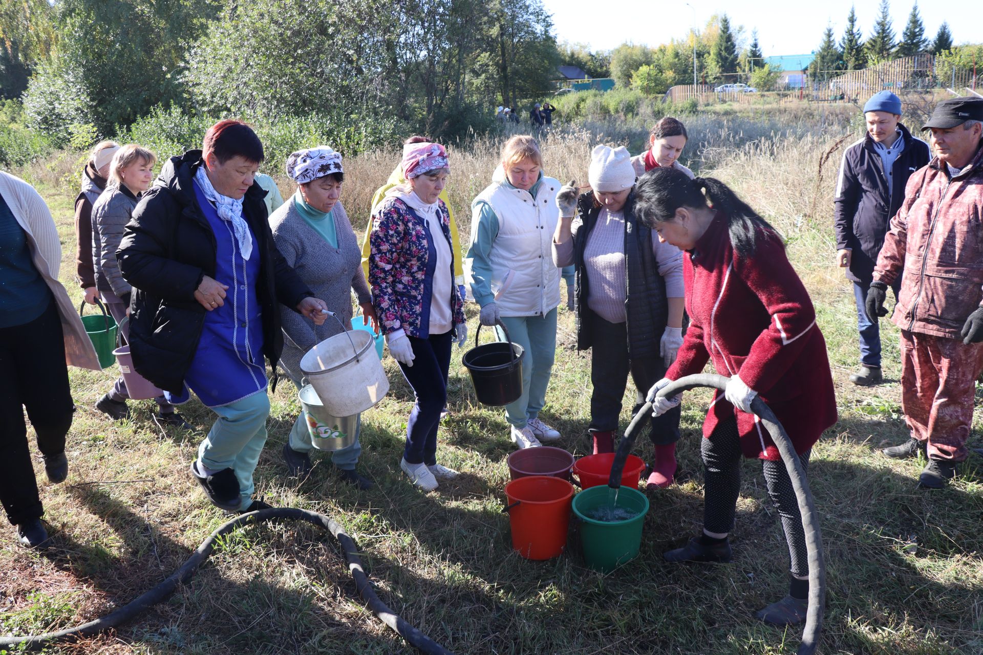 В Дрожжановском районе РТ организовали посадку деревьев