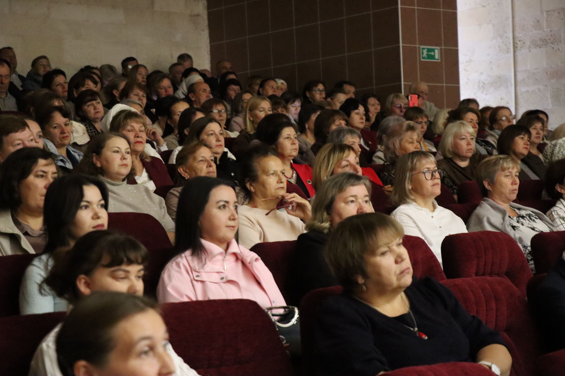 В Дрожжановском районе чествовали педагогов в преддверии Дня учителя