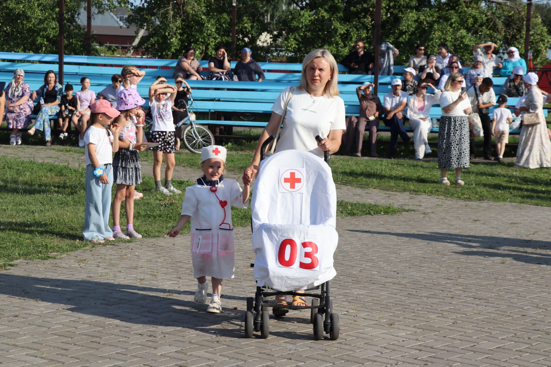 В Дрожжановском районе прошел яркий «Парад колясок – 2026»