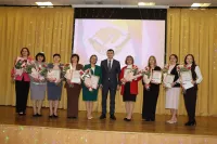 В Дрожжаном определили «Учителя года России 2025-2026 учебного года» и «Лучшего учителя татарского языка и литературы»