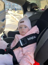 Ача вырӑнӗ  ятарлă  креслора пулмалла!