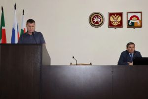 Бешеная лиса покусала охранника в Дрожжановском районе