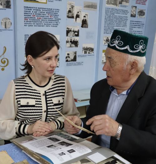 Салтаксен виҫ кӗтеслӗ ҫырӑвӗсем...
