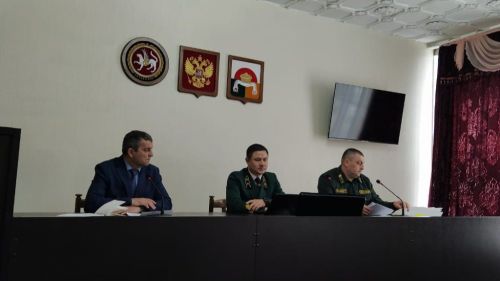 Ильгизар Зарипов провел рабочее совещание по лесокультурному сезону в Дрожжановском районе