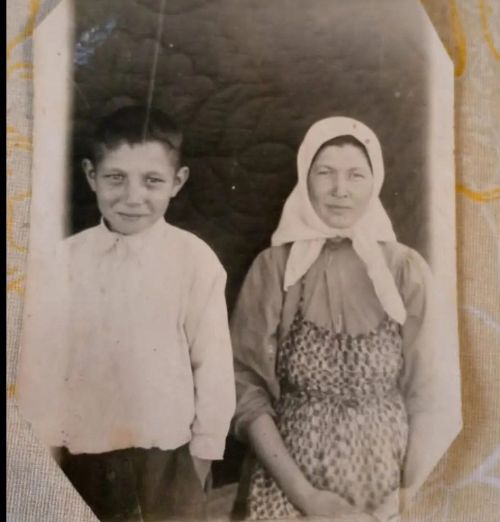 Жительница Красноярского края разыскивает родственников в Дрожжановском районе