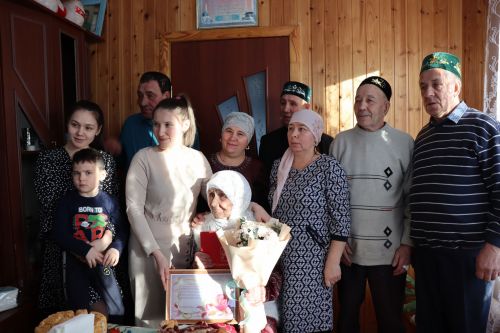 90 лет исполнилось ветерану труда, жительнице села Старые Чукалы Дрожжановского района