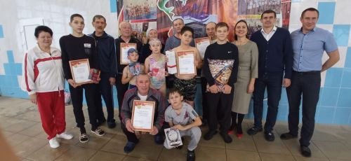 В Дрожжановском районе РТ прошли соревнования по плаванию «Связь поколений»