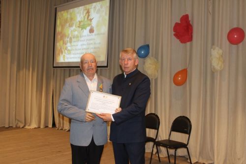 Иске Кәкерле авыл мәдәният йортында Өлкәннәр көненә багышлап мәдәни чара узды