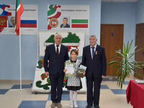 Яңа Кәкерле төп гомуми белем бирү мәктәбендә «Изге эшләр күңелне нурландыра» чарасы үтте