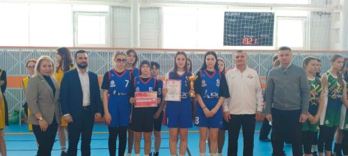 Команда девушек Новоильмовской СОШ Дрожжановского района РТ по «КЭС-БАСКЕТ»  заняла 2 место