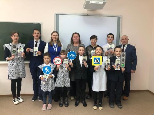 В образовательных учреждениях Дрожжановского района проходят мероприятия по ПДД