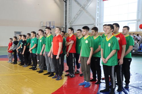 В Дрожжаном прошел турнир по борьбе «Корэш» памяти Сайфихана Нафиева