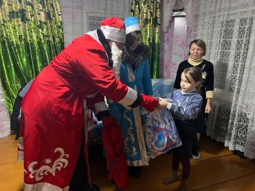 К дрожжановским детям пришёл «Полицейский Дед Мороз»