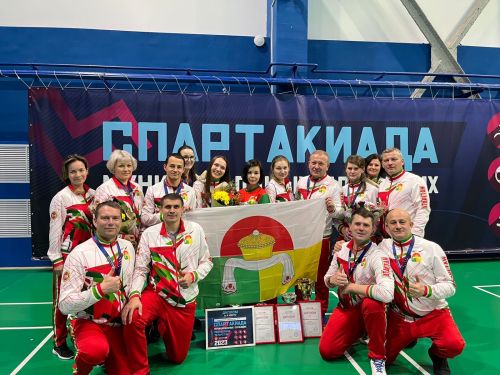 Команда муниципальных служащих Дрожжановского района РТ по итогам всех видов спорта заняла 2 место в 2023 году