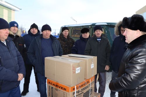 Камазовцы Дрожжановского района РТ собрали гуманитарную помощь для бойцов СВО