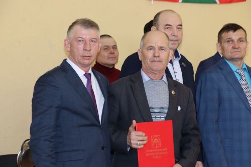 В селе Новое Ильмово проходит турнир по вольной борьбе памяти воина- защитника Александра Шуркина
