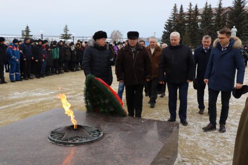 В честь 80-й годовщины победы в Сталинградской битве в Дрожжаном прошел митинг