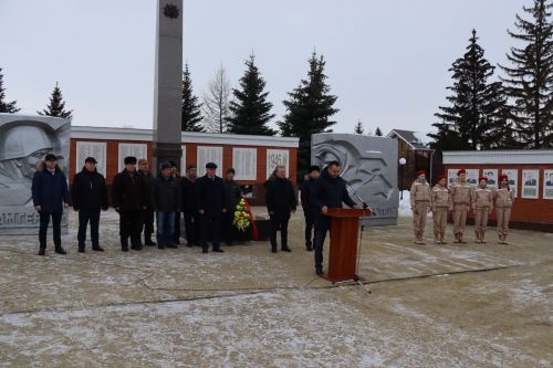 В честь 80-й годовщины победы в Сталинградской битве в Дрожжаном прошел митинг