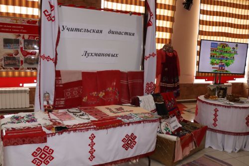 В Дрожжаном выбрали победителя муниципального этапа конкурса родословной «Эхо веков в истории семьи»