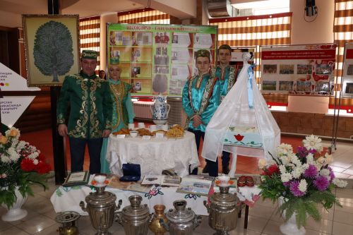В Дрожжаном выбрали победителя муниципального этапа конкурса родословной «Эхо веков в истории семьи»