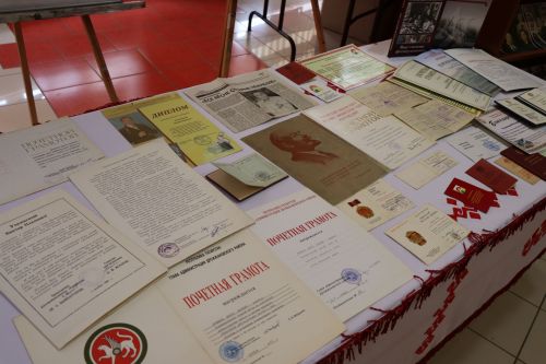 В Дрожжаном выбрали победителя муниципального этапа конкурса родословной «Эхо веков в истории семьи»