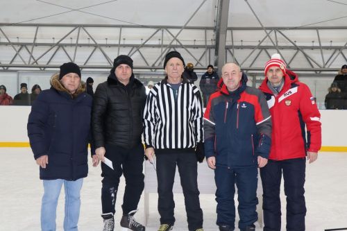 В Дрожжаном прошел турнир по хоккею на Кубок Фаниса Загреева «Мемориал Загреева»