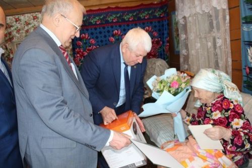 Жительница села Шланга Дрожжановского района Сария Аббазова отметила 90-летний юбилей